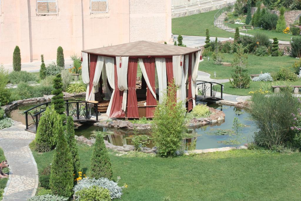 Advantage Hotel Samarkand Exteriör bild