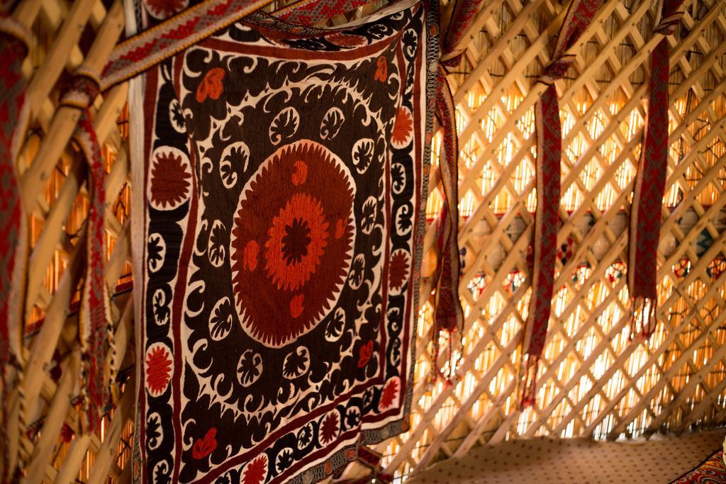 Advantage Hotel Samarkand Exteriör bild